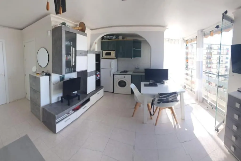 Apartamento Con Terraza A Pie De Playa Benalmádena 0*,